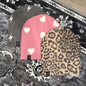 Women’s NOXX beanies